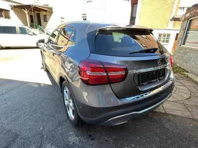 Mercedes GLA 200 CDI 7G-TRONIC 136CV (2017) - Foto 4