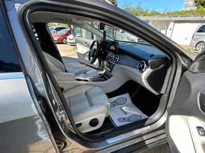 Mercedes GLA 200 CDI 7G-TRONIC 136CV (2017) - Foto 13