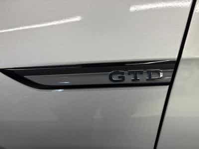 VW Golf GTD 2.0 TDI 200CV CAMERA/NAVI/CARPLAY (2022) - Foto 8