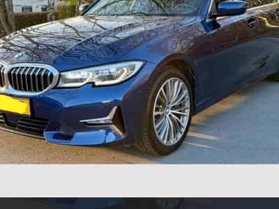 BMW 330 Luxury line (2021) - Foto 1
