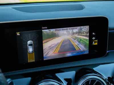Mercedes A 250 A250e PHEV AMG Line 8G-DCT (2020) - Foto 13
