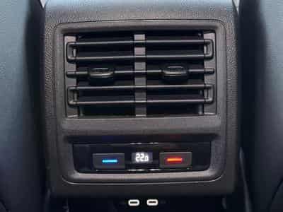 VW GTI GTI DSG 245 ch (2021) - Foto 10