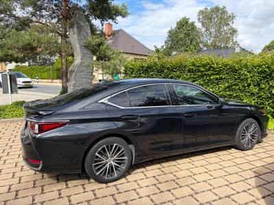 Lexus ES 300h Executive Line (2023) - Foto 2