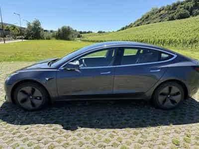 Tesla Model 3 Long Range Dual Motor AWD (2019) - Foto 1