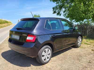 Skoda Fabia 1.4l TDI, mit neuer Batterie + 8 Reifen (2016) - Foto 4