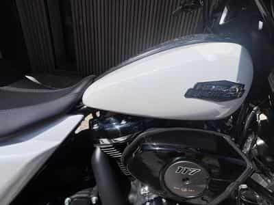 Harley-Davidson Street Glide (2024) - Foto 5