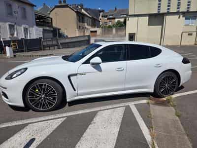 Porsche Panamera 4 e-hybride. En suspens (2015) - Foto 1