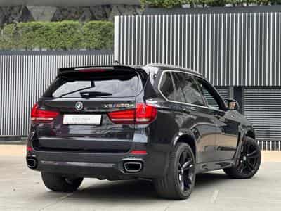 BMW X5 50D / Pack M / Camera 360 / 7 Places / (2015) - Foto 3