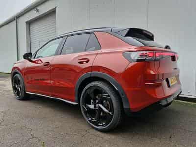 VW T-Roc R-Line Black Style 1.5 TSI 150PS (2025) - Foto 2