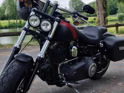 Harley-Davidson Dyna Fat Bob (2014) - Foto 1