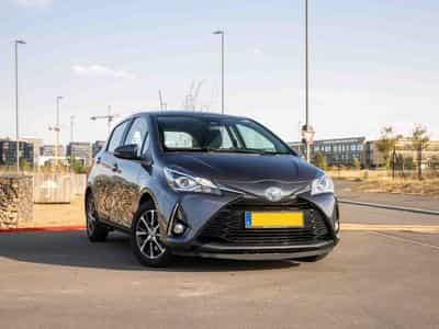 Toyota Yaris 1.5 Hybride e-CVT - Y20 Edition (2019) - Foto 1