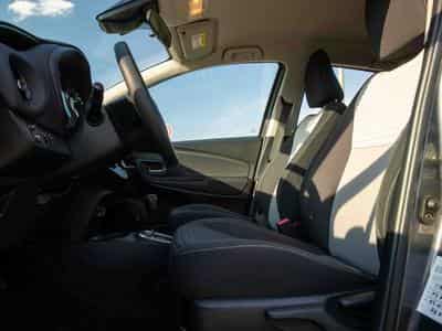 Toyota Yaris 1.5 Hybride e-CVT - Y20 Edition (2019) - Foto 8