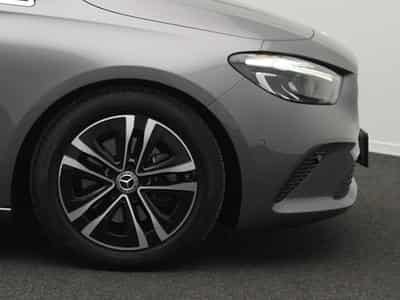 Mercedes B 180 LED+Kamera+AHK+Totw+Apple (2024) - Foto 8