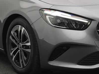 Mercedes B 180 LED+Kamera+AHK+Totw+Apple (2024) - Foto 9
