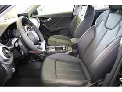 Audi Q2 35 TFSI S Tronic (2024) - Foto 4