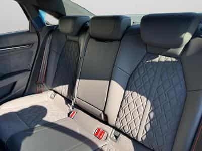 Audi RS3 Limousine / Essence (2026) - Foto 11