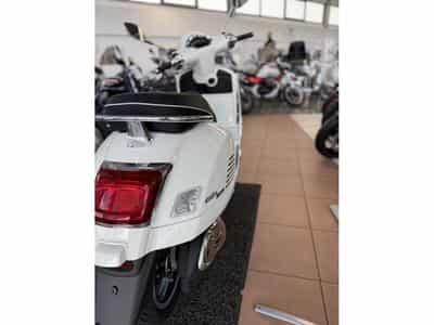 Vespa GTS Super 310 (2026) - Foto 2