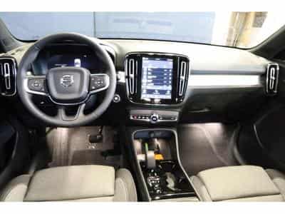 Volvo XC40 Dark (2025) - Foto 2