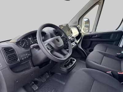 Peugeot Boxer tôlé 335 L2H2 (2025) - Foto 11