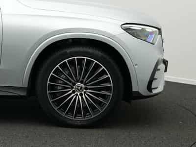 Mercedes GLC 220 d 4MATIC AMG-Line (2025) - Foto 8