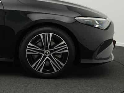 Mercedes CLA 180 Progressive-Line (2025) - Foto 8