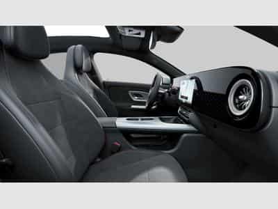 Mercedes CLA 180 AMG-Line (2025) - Foto 10