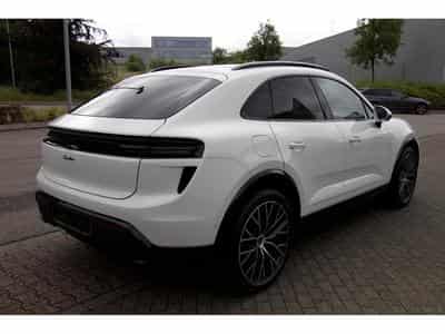 Porsche Macan Turbo (2025) - Foto 4