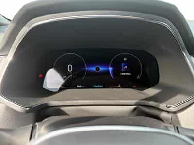 Renault Captur 1.33 TCe MHEV Techno GPF (2026) - Foto 8