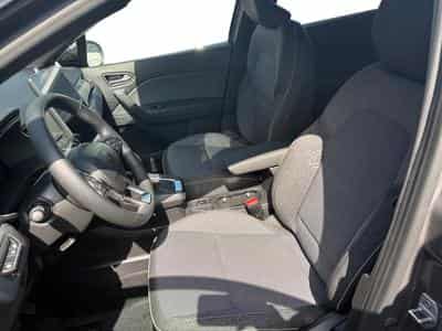Renault Captur 1.33 TCe MHEV Techno GPF (2026) - Foto 5