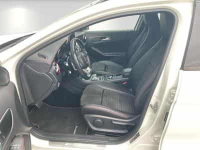Mercedes GLA 45 AMG 4Matic Night Paket Pano (2018) - Foto 8