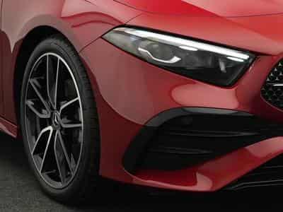 Mercedes A 200 d Multi+Kamera+Night+AHK+19" (2025) - Foto 9