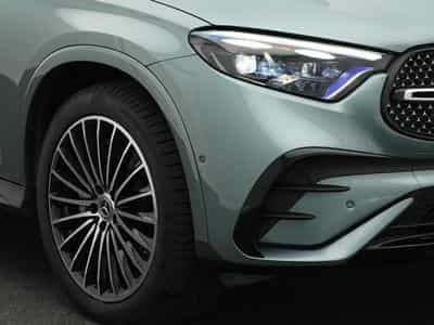 Mercedes GLC 220 d 4MATIC AMG-Line (2026) - Foto 9