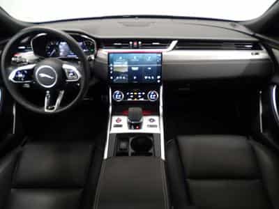 Jaguar XF D200 R-DYNAMIC SE AWD AUTO (2023) - Foto 9
