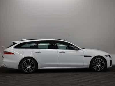 Jaguar XF D200 R-Dynamic SE RWD Auto (2024) - Foto 3