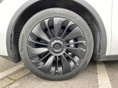 Tesla Model Y Model Y RWD garantie constructeur 02/28 (2024) - Foto 15
