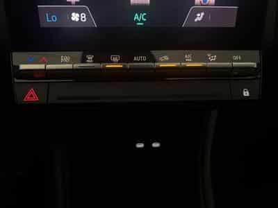 Renault Captur -25% 1.6 E-Tech full hybrid 145ch Techno (2025) - Foto 8