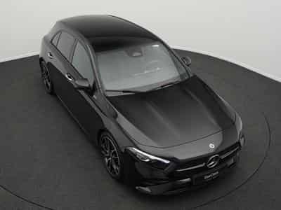 Mercedes A 200 d Multi+Kamera+Night+Distr (2025) - Foto 12