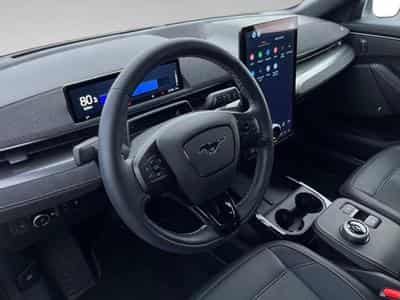 Ford Mustang Mach-E GT (2023) - Foto 11