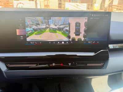 BMW 520 iA Limousine Head-Up/360°/H&K (2025) - Foto 13
