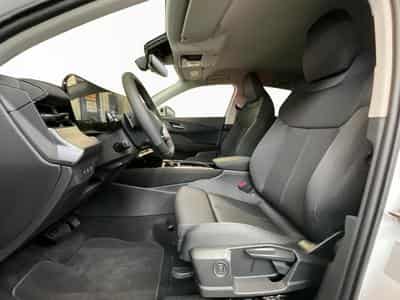 Audi Q3 SB+PHEV+S-Tronic+P.Business.Plus (2026) - Foto 9