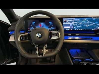 BMW 520 Touring PACK M (2025) - Foto 10