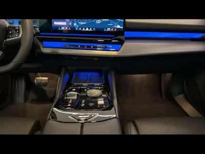 BMW 520 Touring PACK M (2025) - Foto 9
