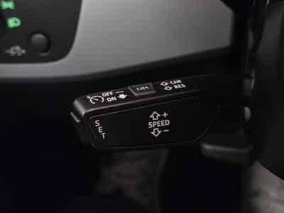 Audi A4 AVANT 30TDI ATTRACTION S-TRONIC (2022) - Foto 12