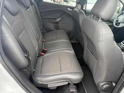 Ford Kuga 1.5 TDCI M6 CONNECT 120CV (2018) - Foto 9