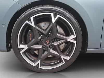 Cupra Leon VZ+DSG+Dinamica+Pure-Perf.Int.-Drive (2025) - Foto 8