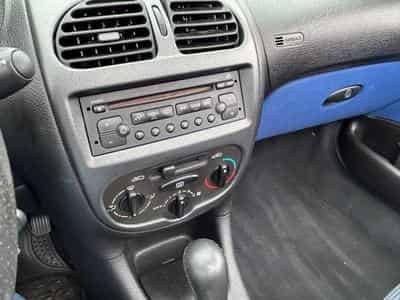 Peugeot 206 206 CC Sport 1.6 *Automatik* (2003) - Foto 11