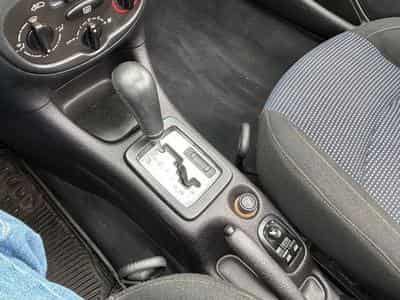 Peugeot 206 206 CC Sport 1.6 *Automatik* (2003) - Foto 12
