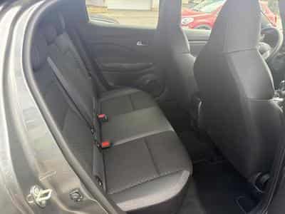 Nissan Juke 1.0 DIG-T 7DCT TEKNA AUTO (2024) - Foto 10
