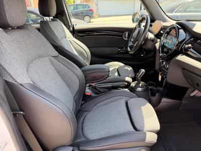 Mini Cooper 1.5 Steptronic 136 (2024) - Foto 13