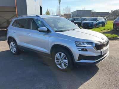 Skoda KAROQ 1.5 TSI 150 SELECTION DSG7 (2025) - Foto 3
